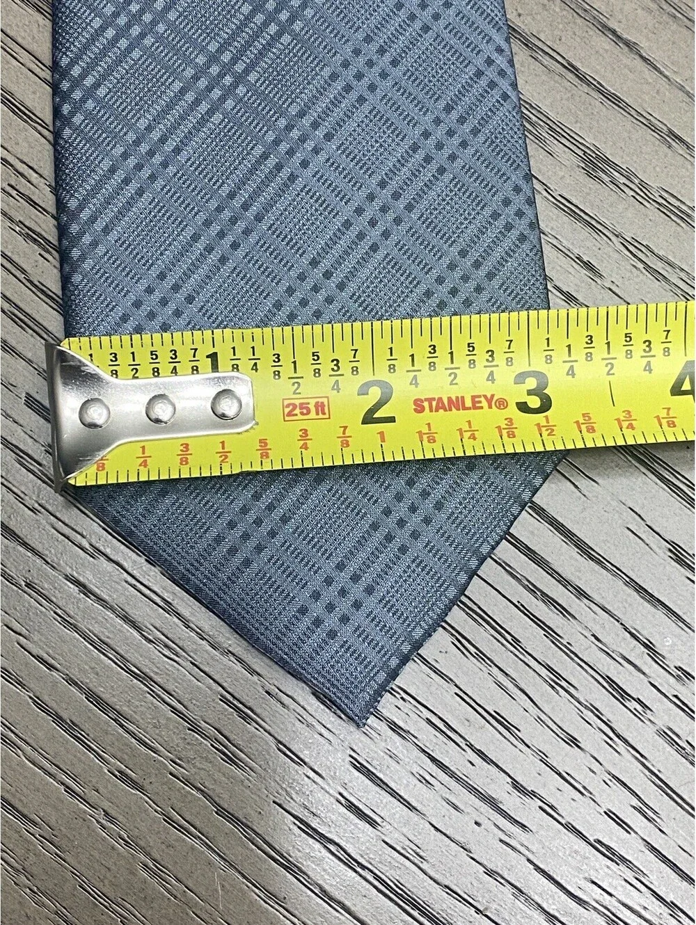 Perry Ellis Mens Necktie Contrasting Gray Plaid 100% Polyester Tie